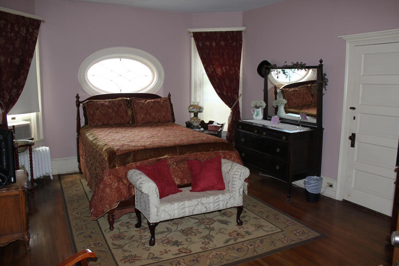 Towanda Victorian Charm Inn מראה חיצוני תמונה