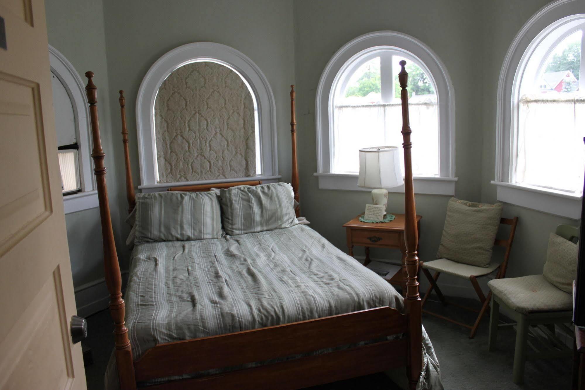 Towanda Victorian Charm Inn מראה חיצוני תמונה