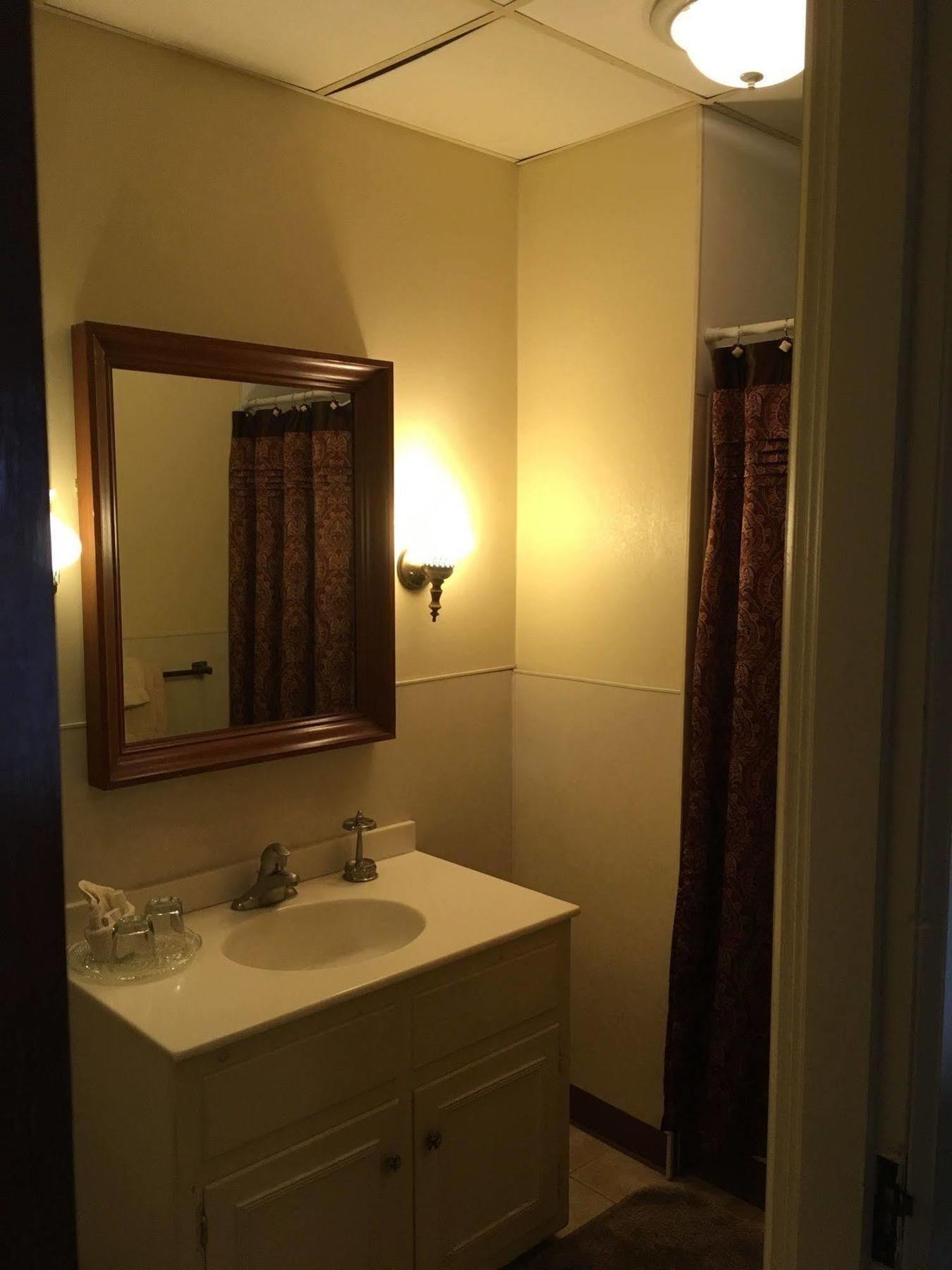 Towanda Victorian Charm Inn מראה חיצוני תמונה